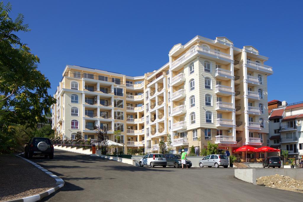 Villa Sardinia And Spa Sveti Vlas Eksteriør bilde